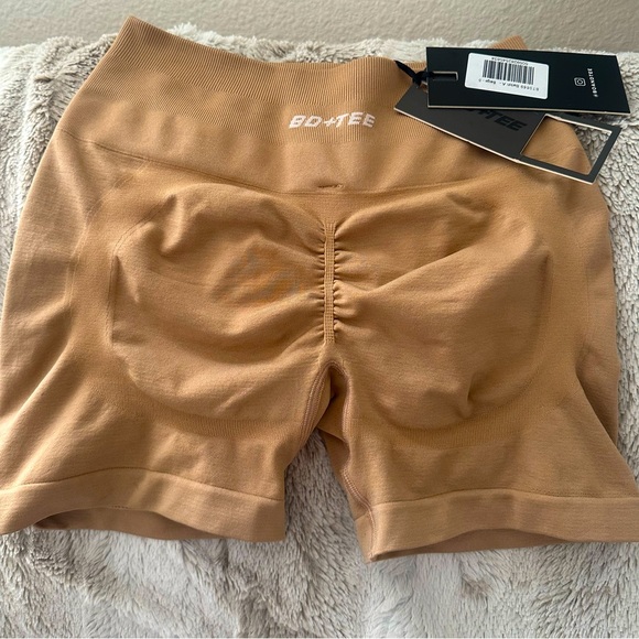 Bo+Tee Contour Lux Lift Shorts - Picture 3 of 5